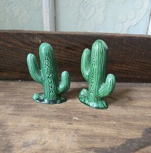Vintage Arizona Cactus Green Ceramic Salt & Pepper Shakers